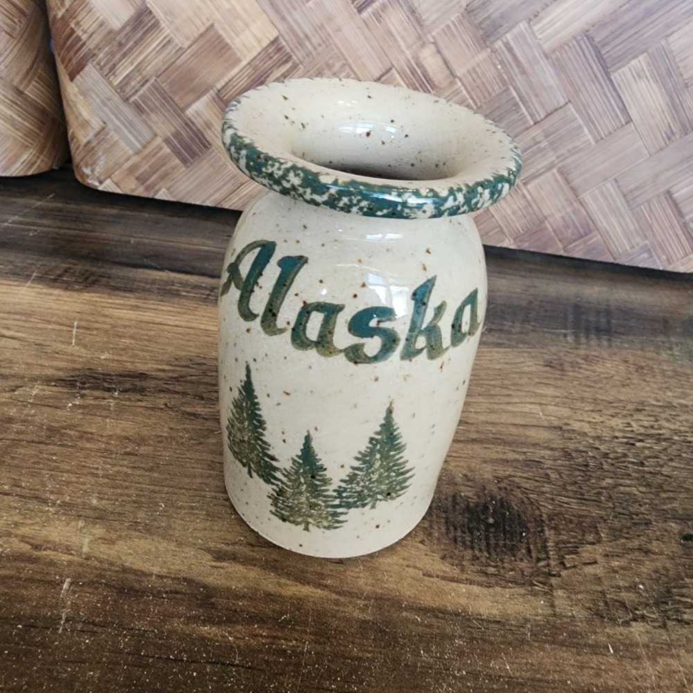Three Rivers Pottery Vase Alaska Pine Trees Tan 4" x 2.5" Tan Green Speckled